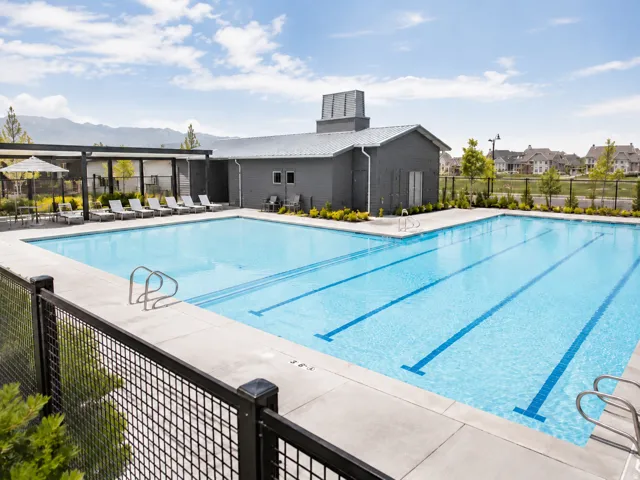 Highland Pool is just a very short walk from the home, adding one of Daybreak’s amazing community pools to your everyday lifestyle.