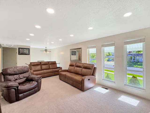 2873 N 975 E, North Ogden, Utah 84414