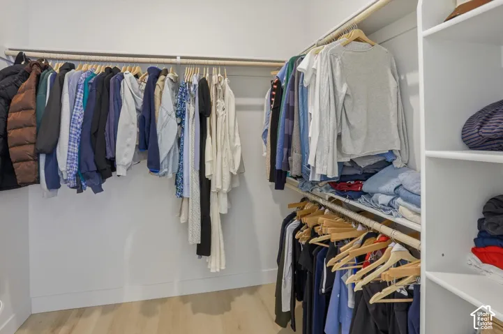 His and her walk-in closets