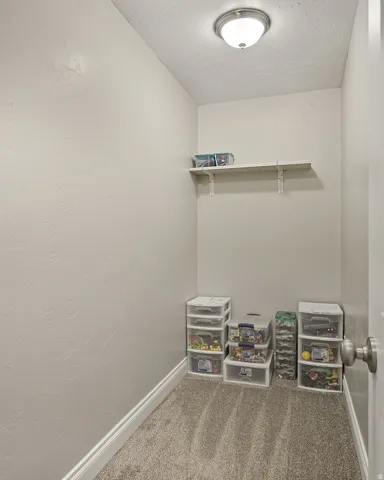 351 W Skyline Dr, Loa, Utah 84747