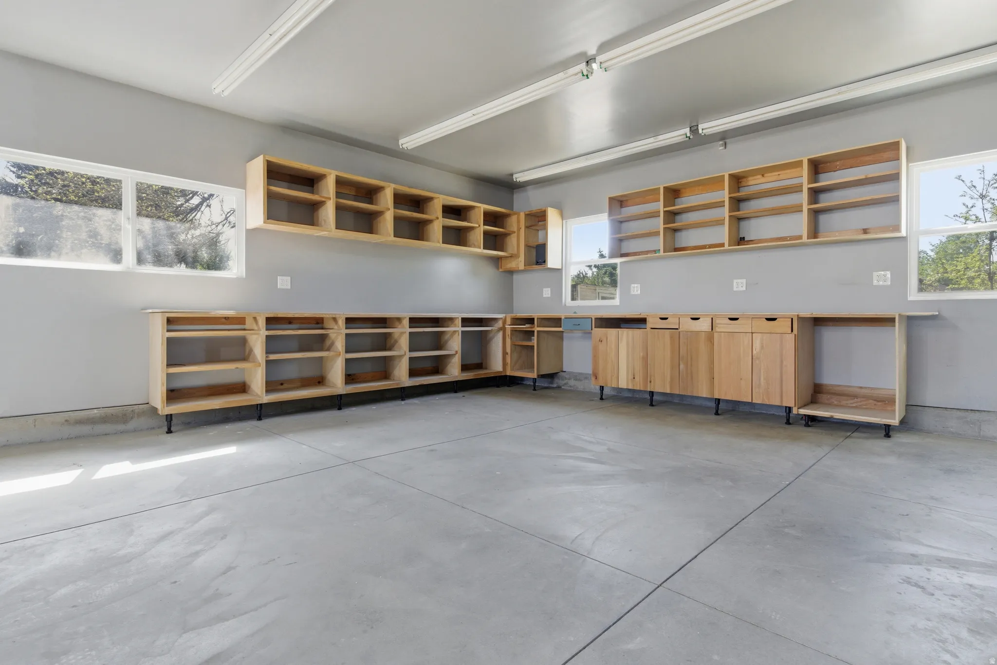 4 car garage