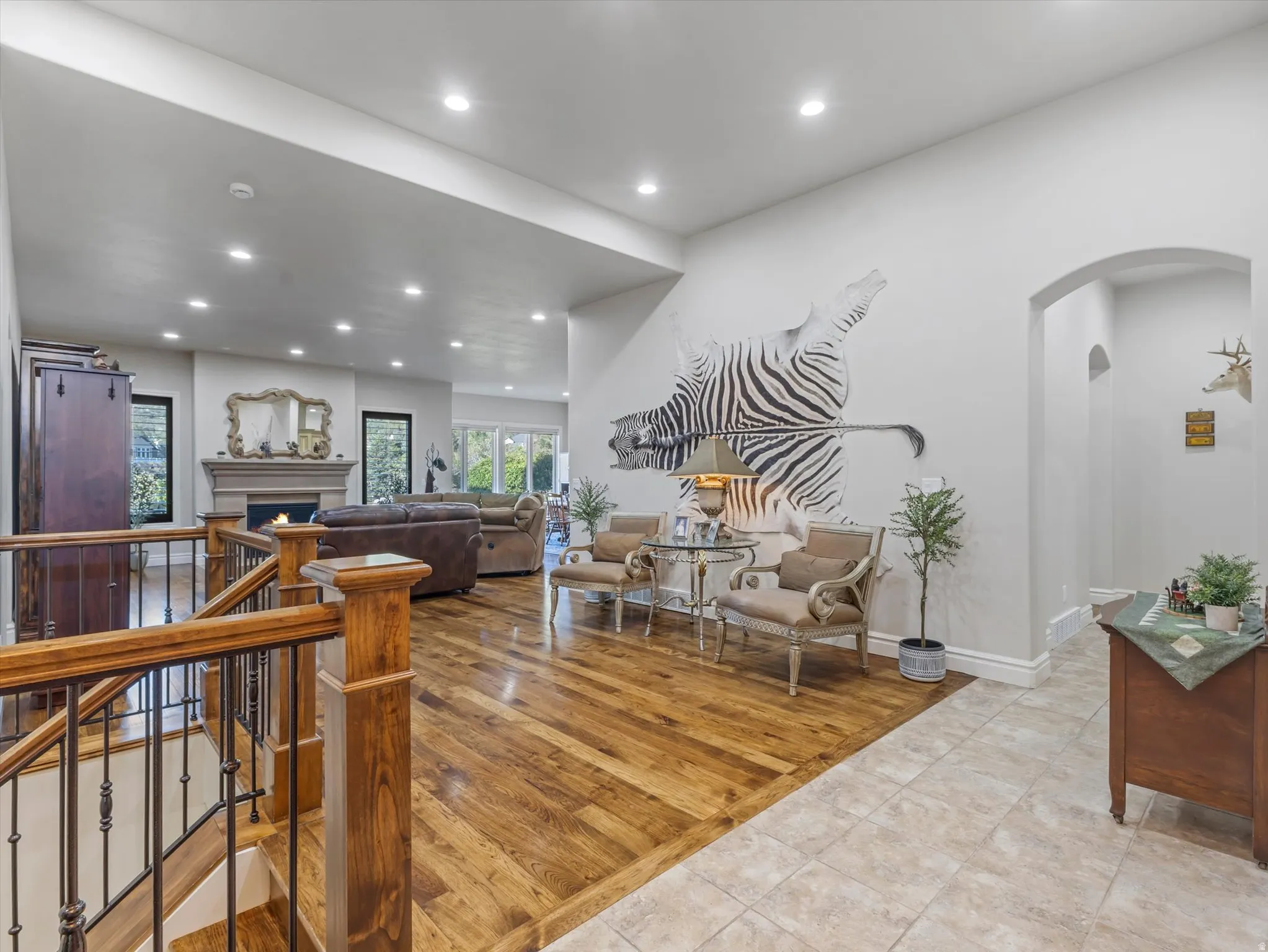 Entry into living room area