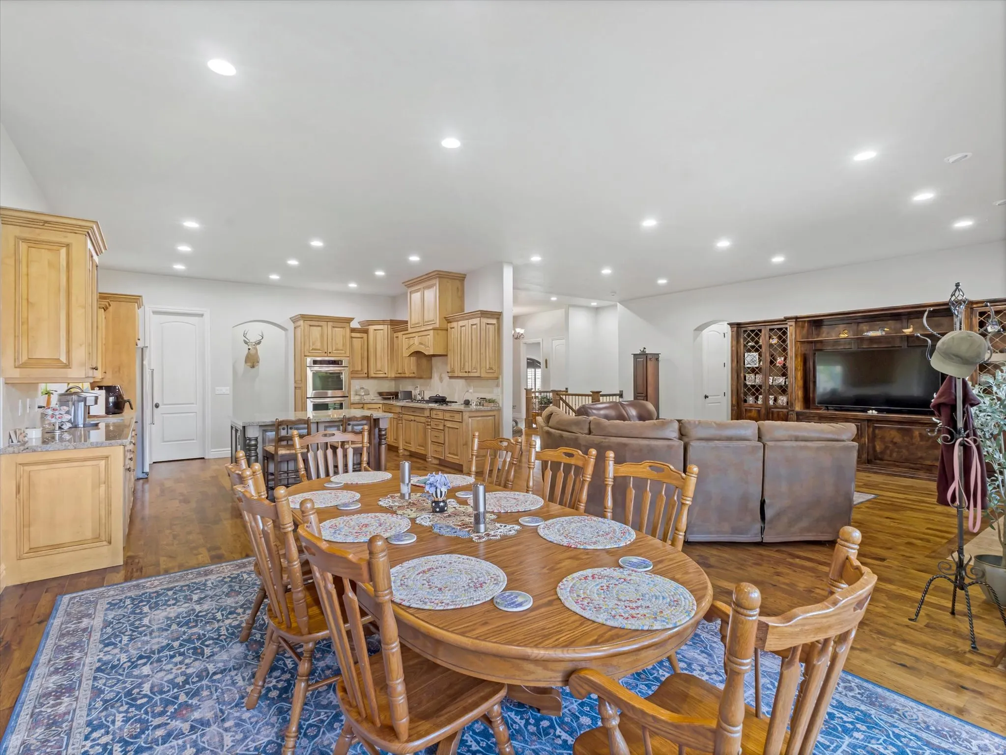Open concept dining area