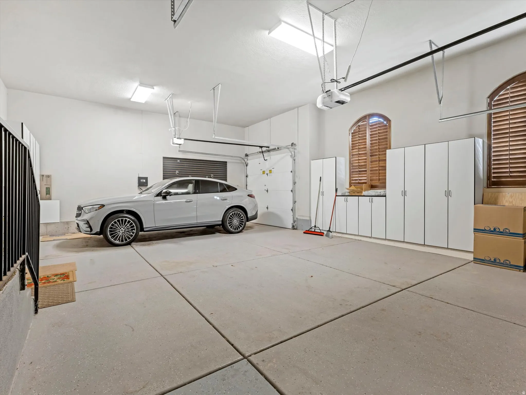Three car garage