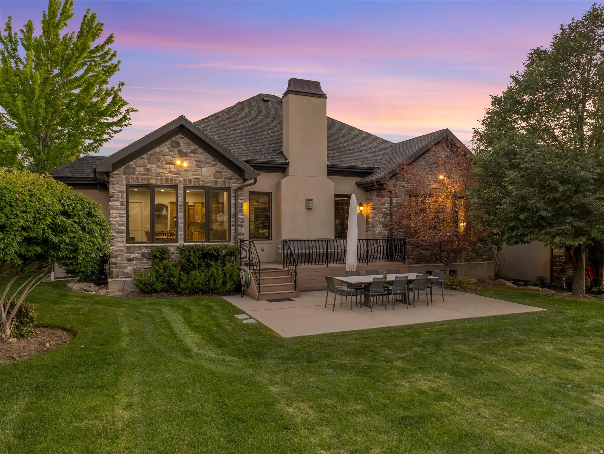 View of back of home