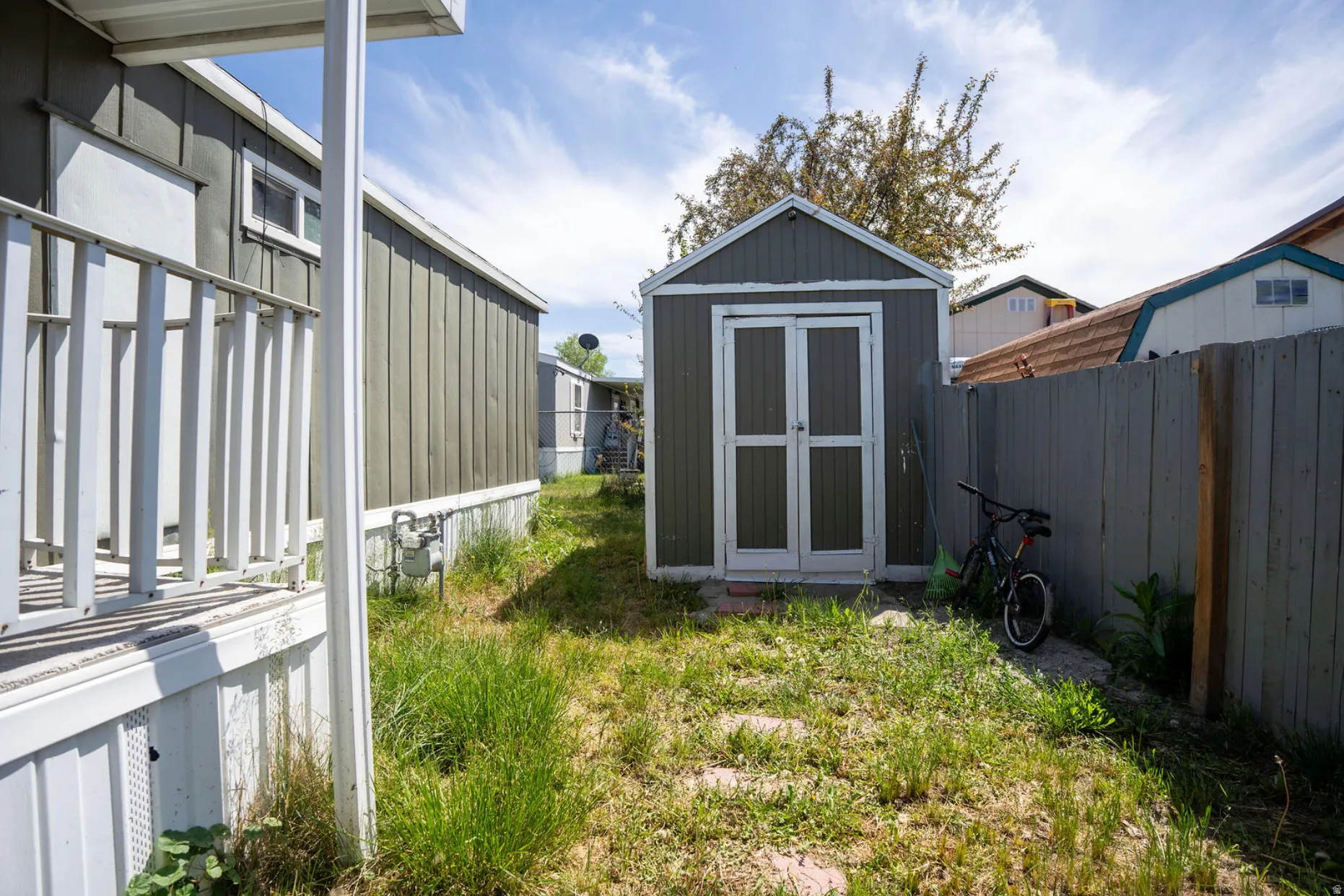 Detached storage shed with double doors