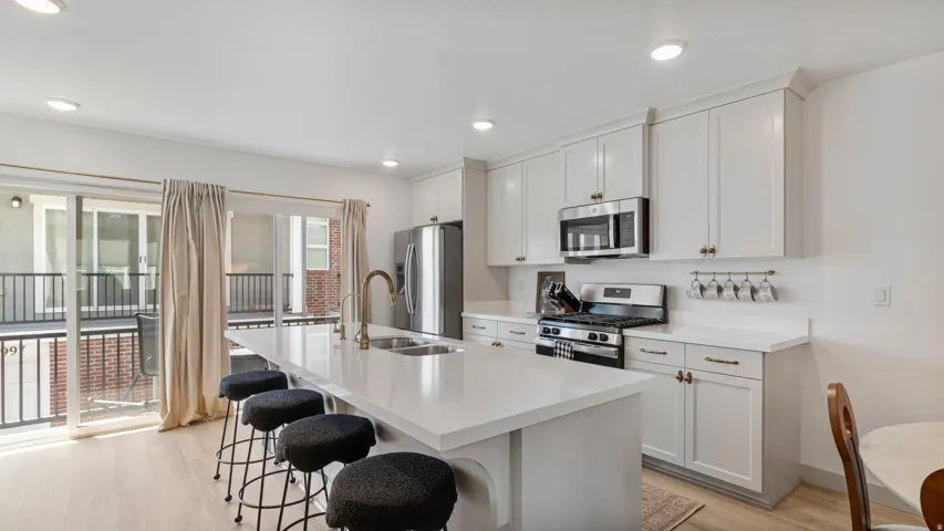 12996 S Cohab Canyon Ct #604, Riverton, Utah 84096