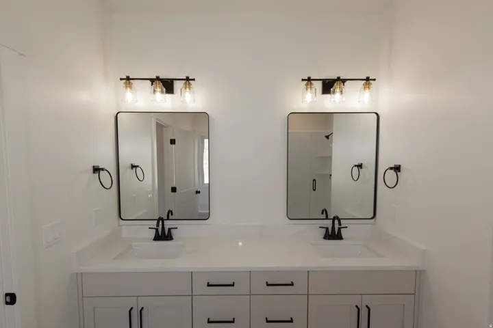 1112 E 50 N, Hyde Park, Utah 84318