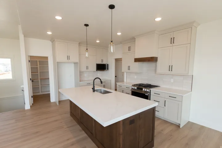 1112 E 50 N, Hyde Park, Utah 84318