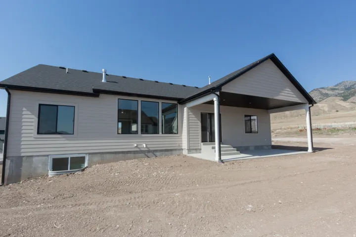 1112 E 50 N, Hyde Park, Utah 84318