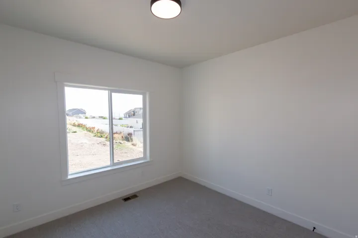 1112 E 50 N, Hyde Park, Utah 84318