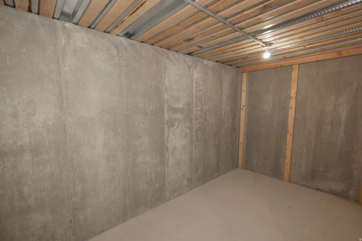 1112 E 50 N, Hyde Park, Utah 84318