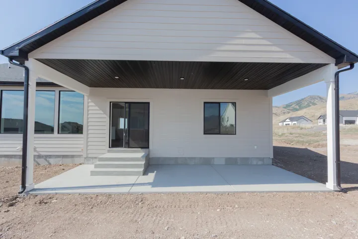 1112 E 50 N, Hyde Park, Utah 84318
