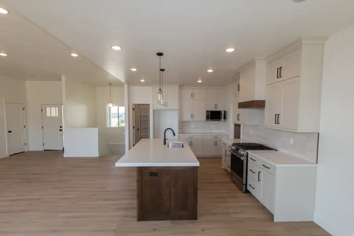 1112 E 50 N, Hyde Park, Utah 84318