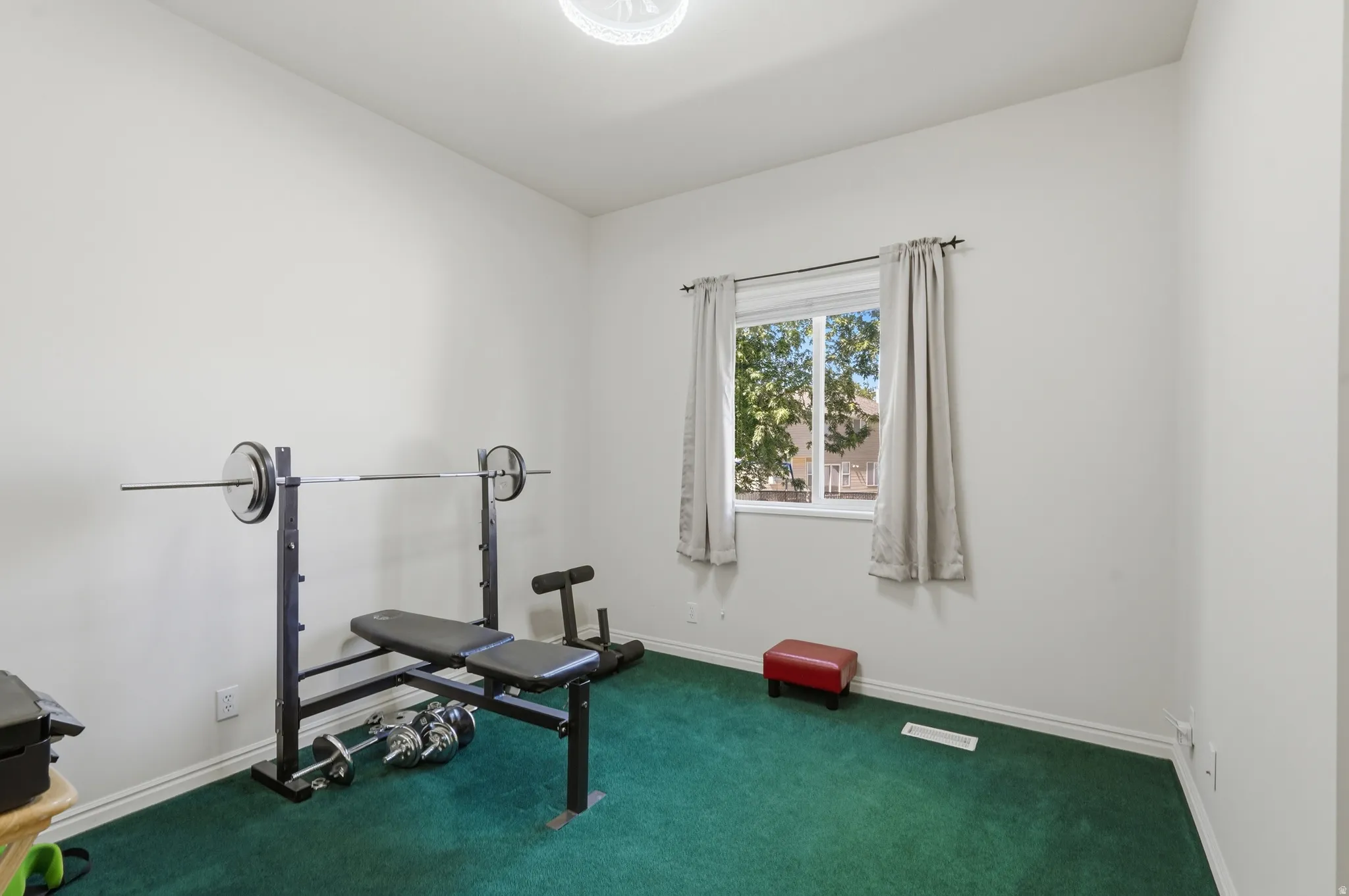 Third bedroom with views of the backyard