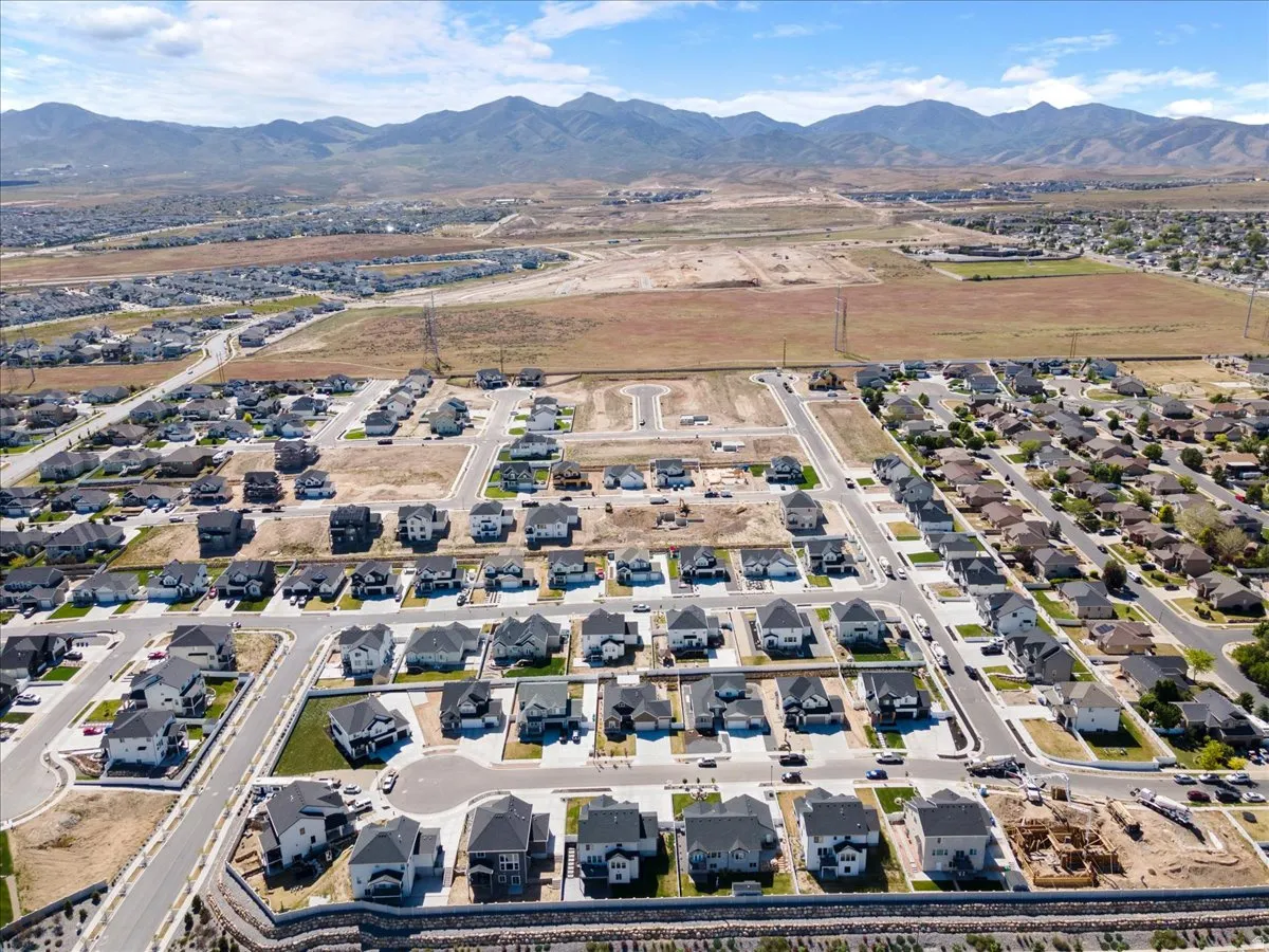 Aerial perspective of a developing residential area with modern homes