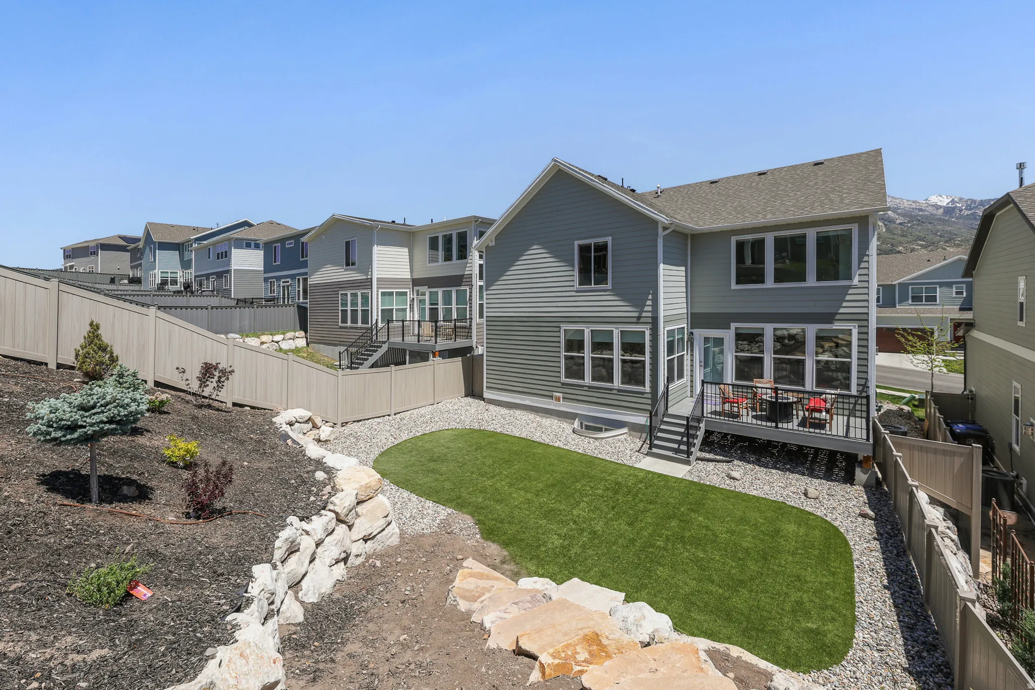 Terraced yard for privacy