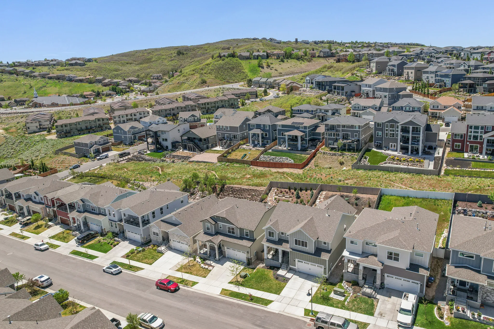 Private yard, far from neighbors