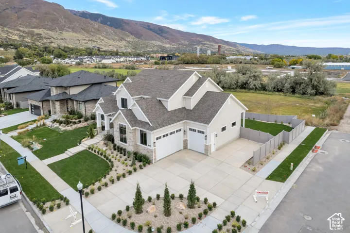 695 W Hidden Farm Dr, Farmington, Utah 84025
