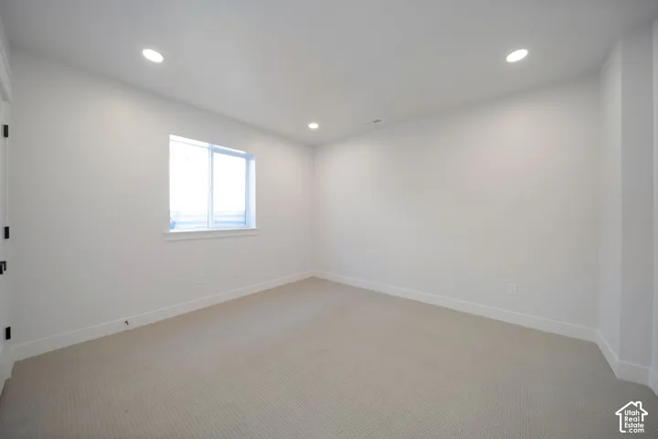 695 W Hidden Farm Dr, Farmington, Utah 84025