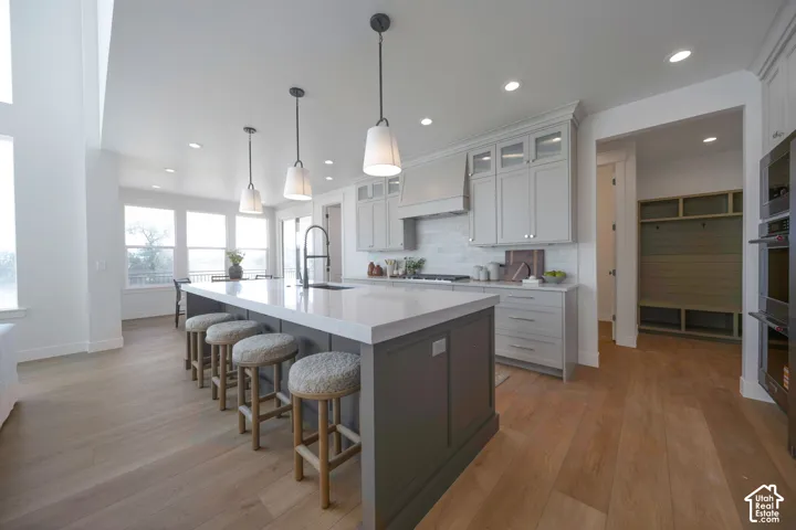 695 W Hidden Farm Dr, Farmington, Utah 84025