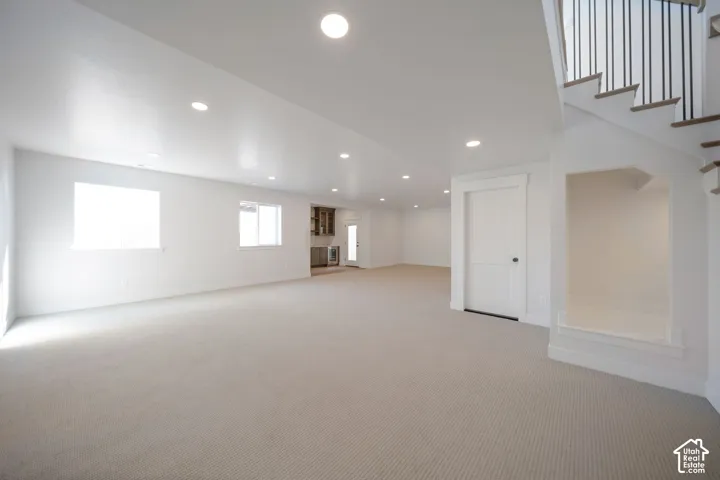 695 W Hidden Farm Dr, Farmington, Utah 84025