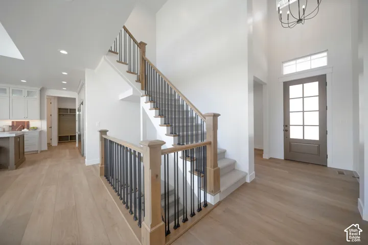 695 W Hidden Farm Dr, Farmington, Utah 84025