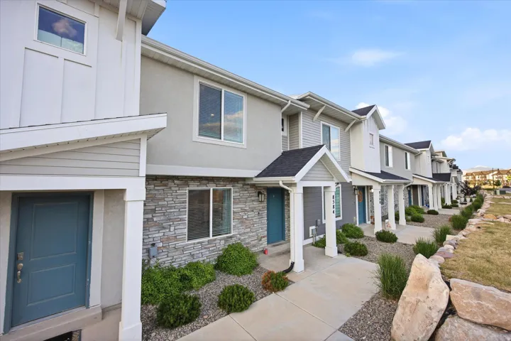 8584 W Cordero Dr, Magna, Utah 84044