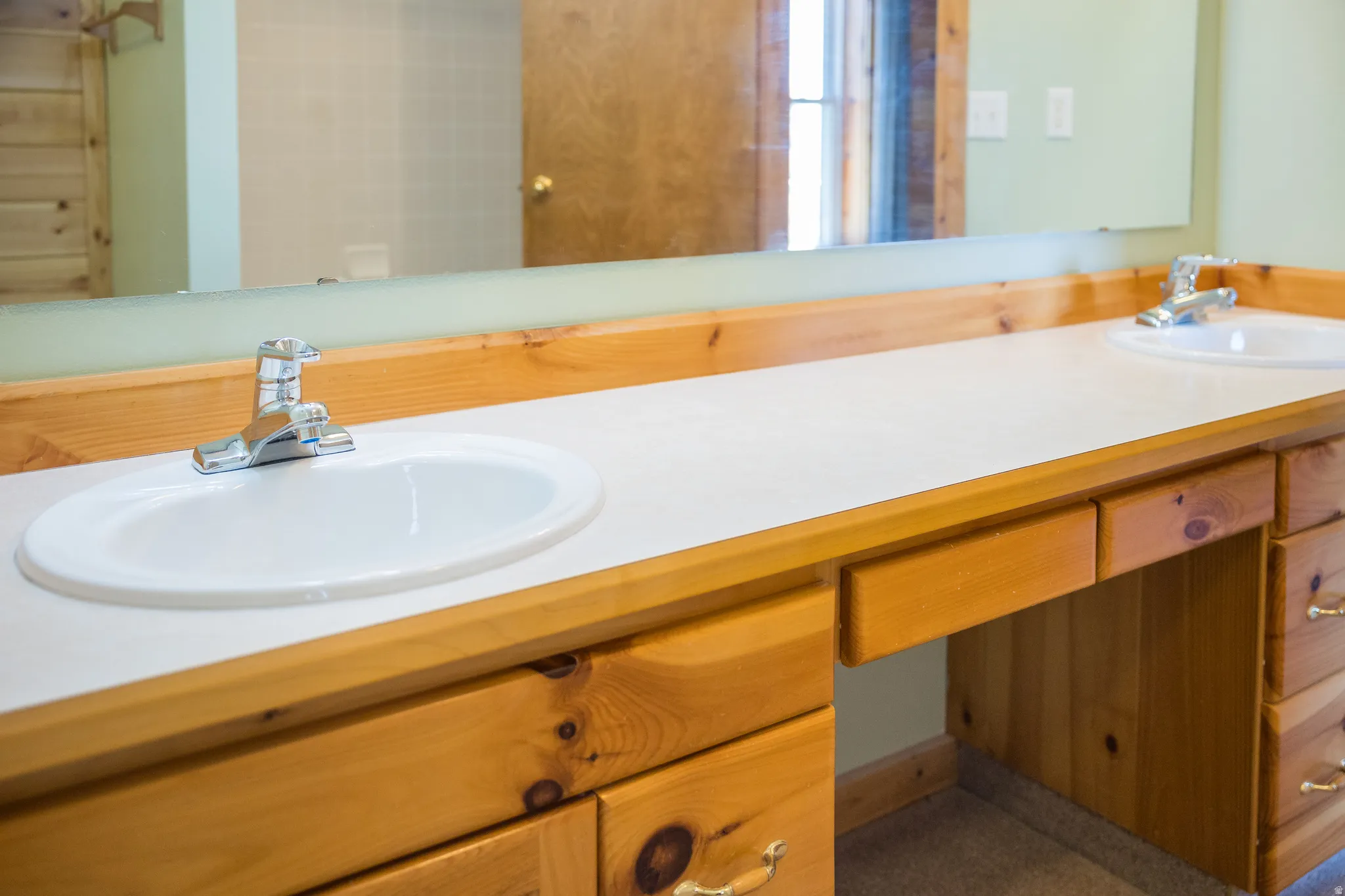 Master vanity