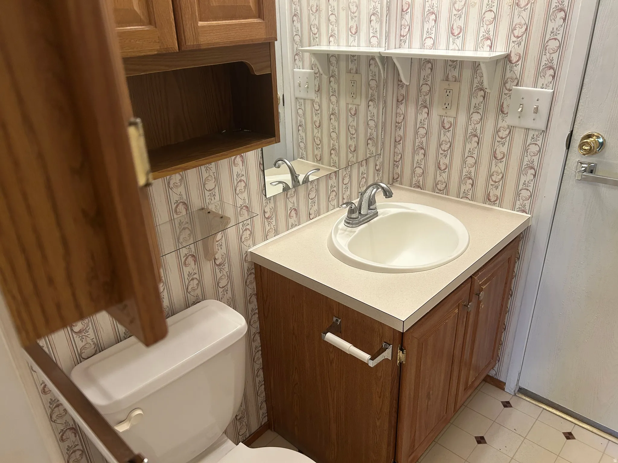 Full Bathroom vanity