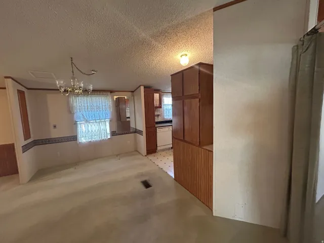 238 E Detroiter Cir, Murray, Utah 84107