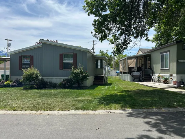 238 E Detroiter Cir, Murray, Utah 84107