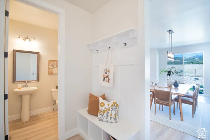 Built-in hall tree with storage bench