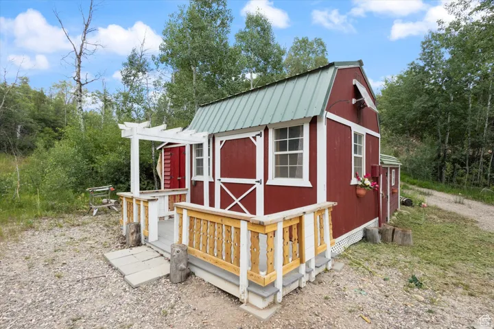 The shed, built in 2016, as a small bunk house for visiting children and grandchildren.