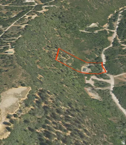 Aerial overview of property's location with approximate property boundaries highlighted