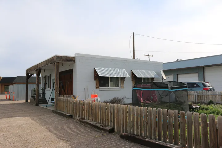 Single-story structure with a flat roofline