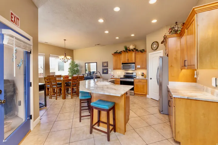 687 N 380 W, La Verkin, Utah 84745