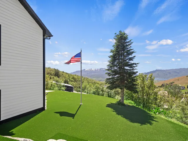 832 N Kelly Dr, Huntsville, Utah 84317