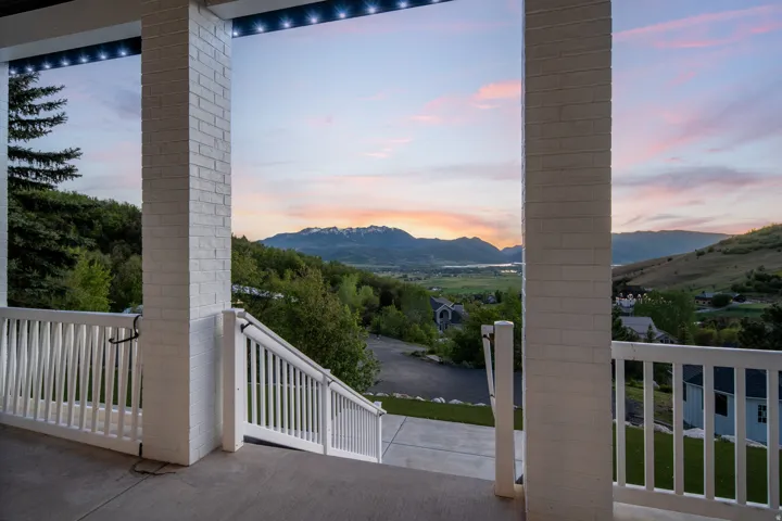 832 N Kelly Dr, Huntsville, Utah 84317
