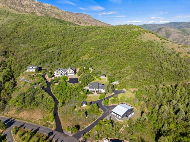 832 N Kelly Dr, Huntsville, Utah 84317