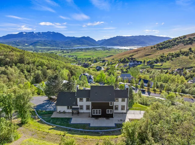 832 N Kelly Dr, Huntsville, Utah 84317