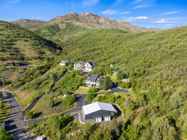 832 N Kelly Dr, Huntsville, Utah 84317
