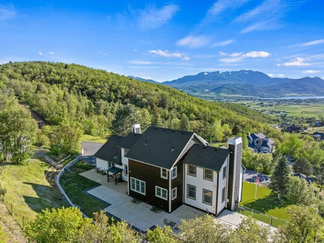 832 N Kelly Dr, Huntsville, Utah 84317