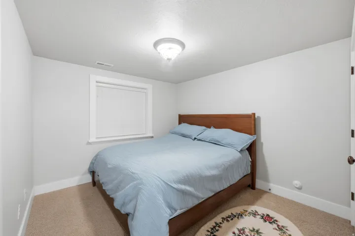 1683 N Main St, Centerville, Utah 84014