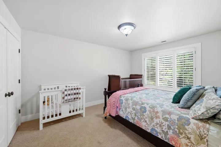 1683 N Main St, Centerville, Utah 84014