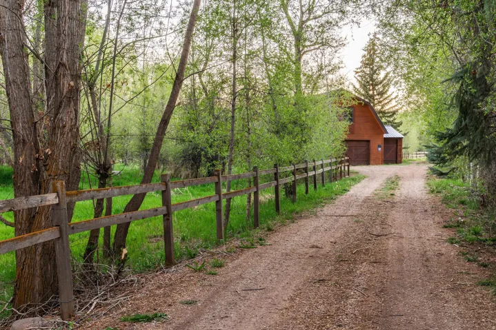 4445 N Millrace Rd, Oakley, Utah 84055