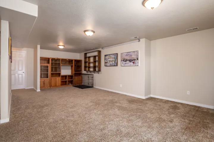 2205 N 600 E, North Ogden, Utah 84414