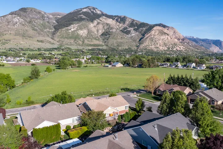 2205 N 600 E, North Ogden, Utah 84414