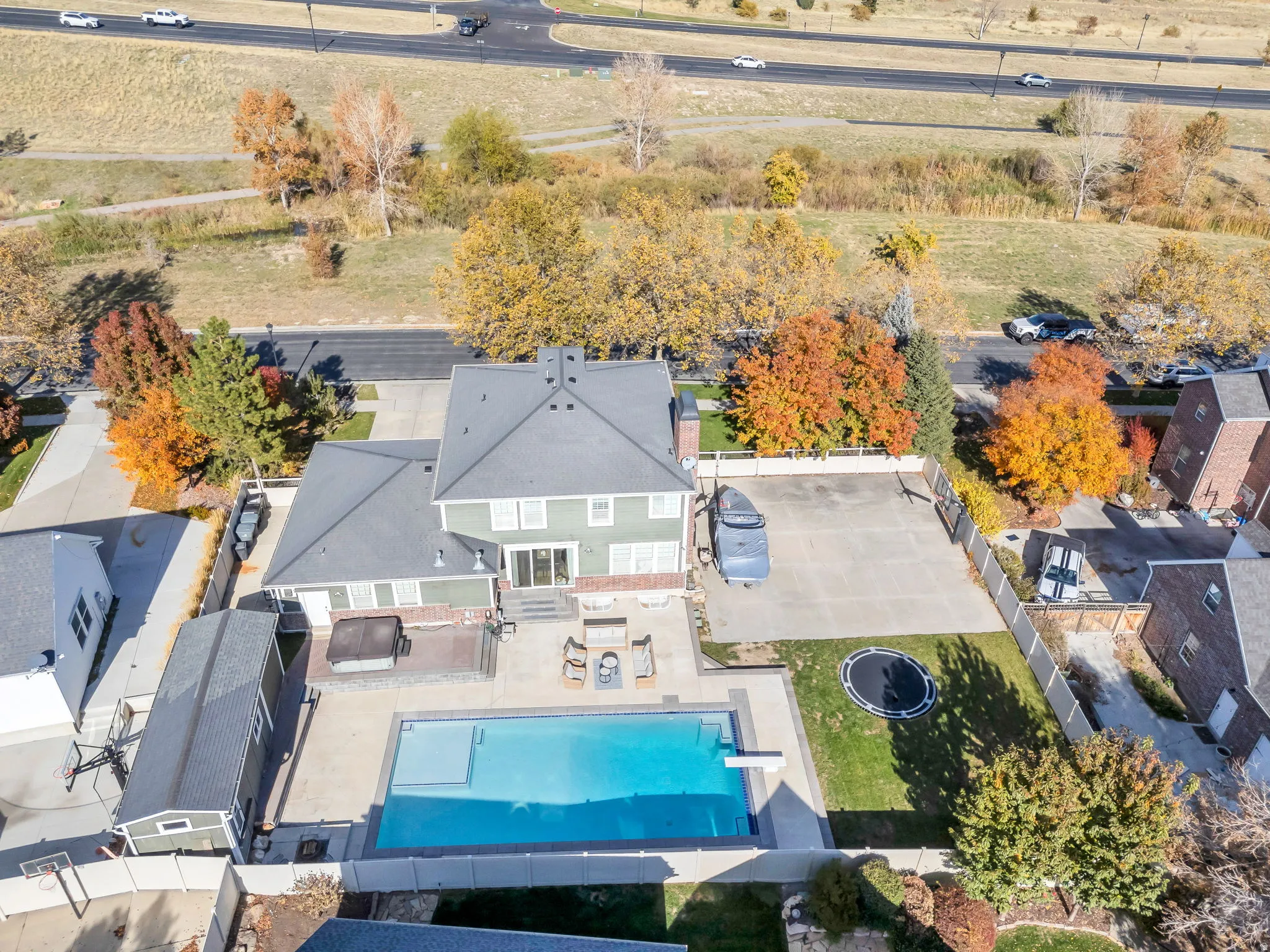 Bird's eye view of rear view of house and pool area