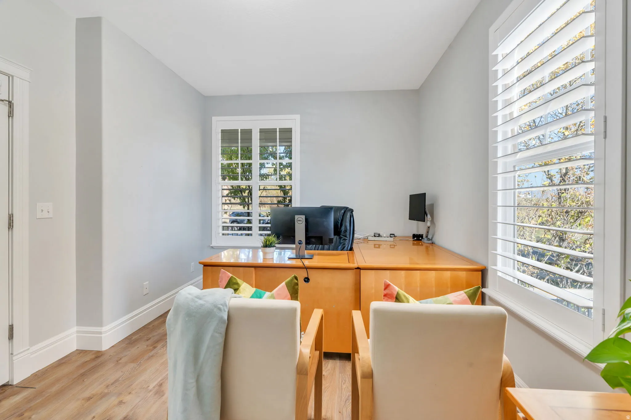 Office space with natural lighting